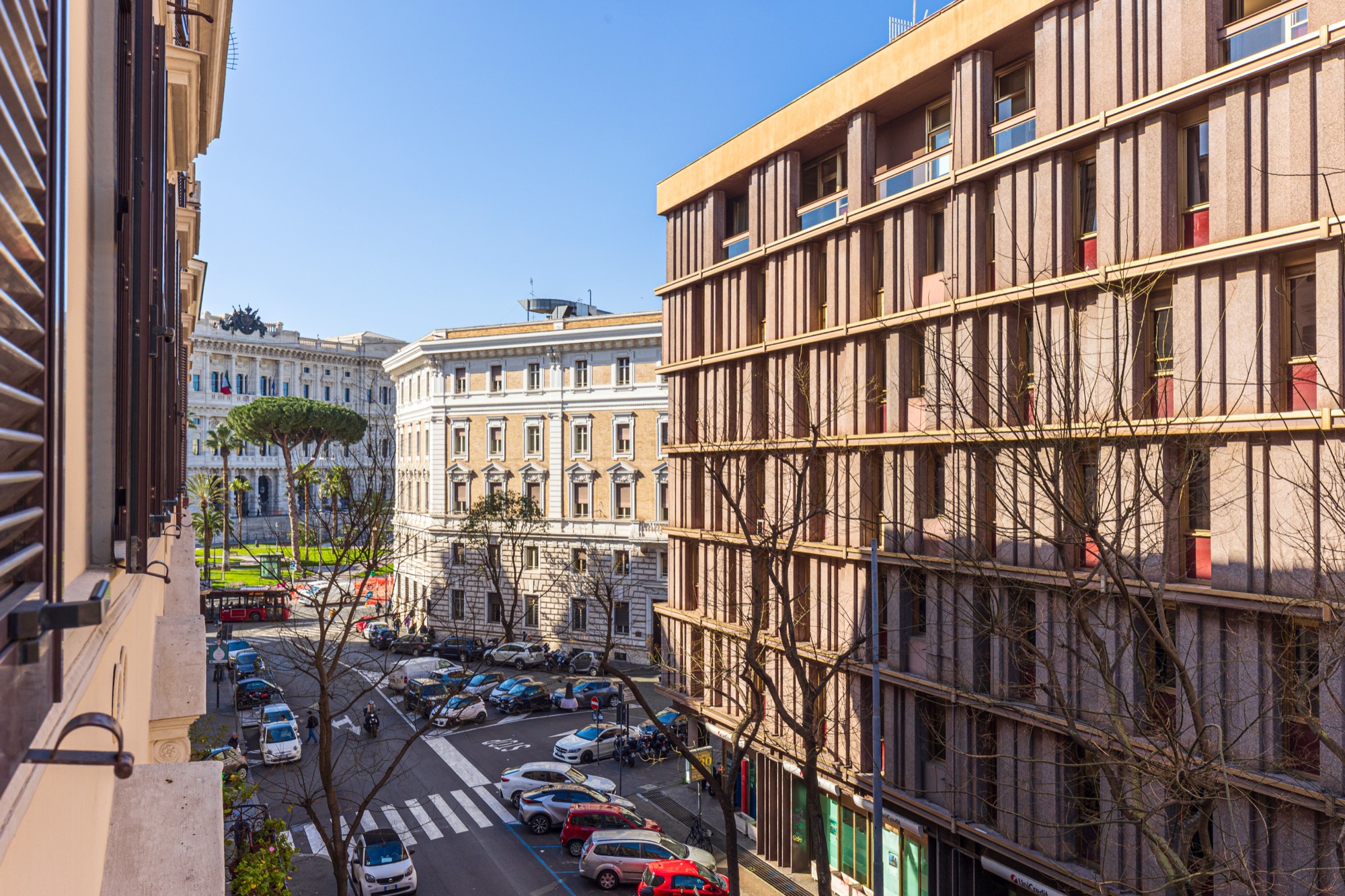 Prati toward Piazza Cavour